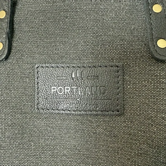New Portland Leather Goods Big Big Tote Grey Black Canvas Leather RARE HTF - Picture 4 of 6